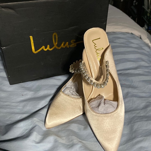 Shoes - Ivory satin and Jewel encrusted Stilettos